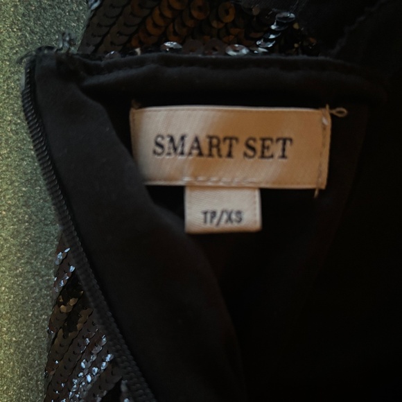 sequence dress - Picture 2 of 2